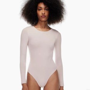 Aritzia Babaton Contour crew longsleeve bodysuit